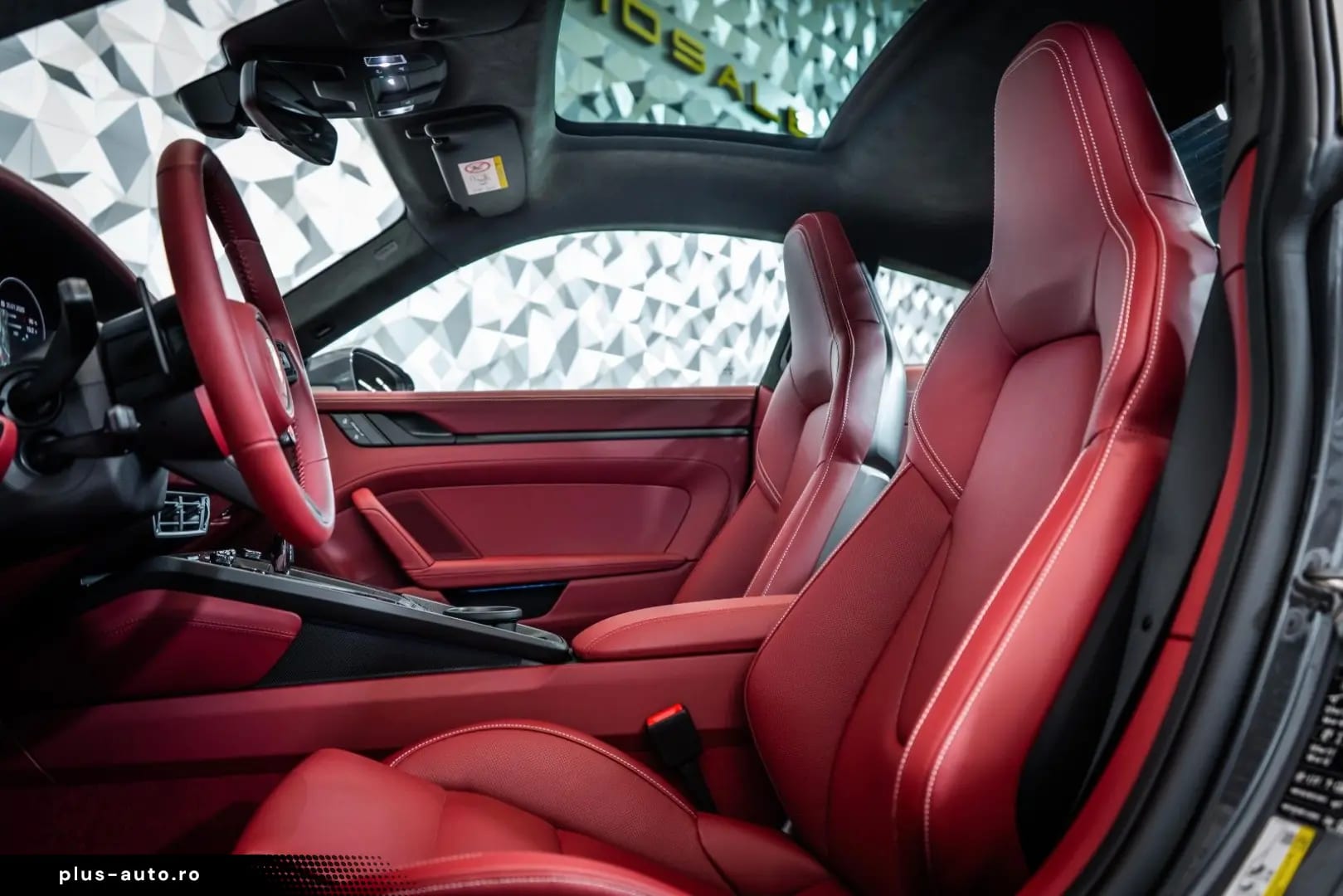 Porsche 911 Carrera 4 GTS Aerokit Lift — fotografia 9