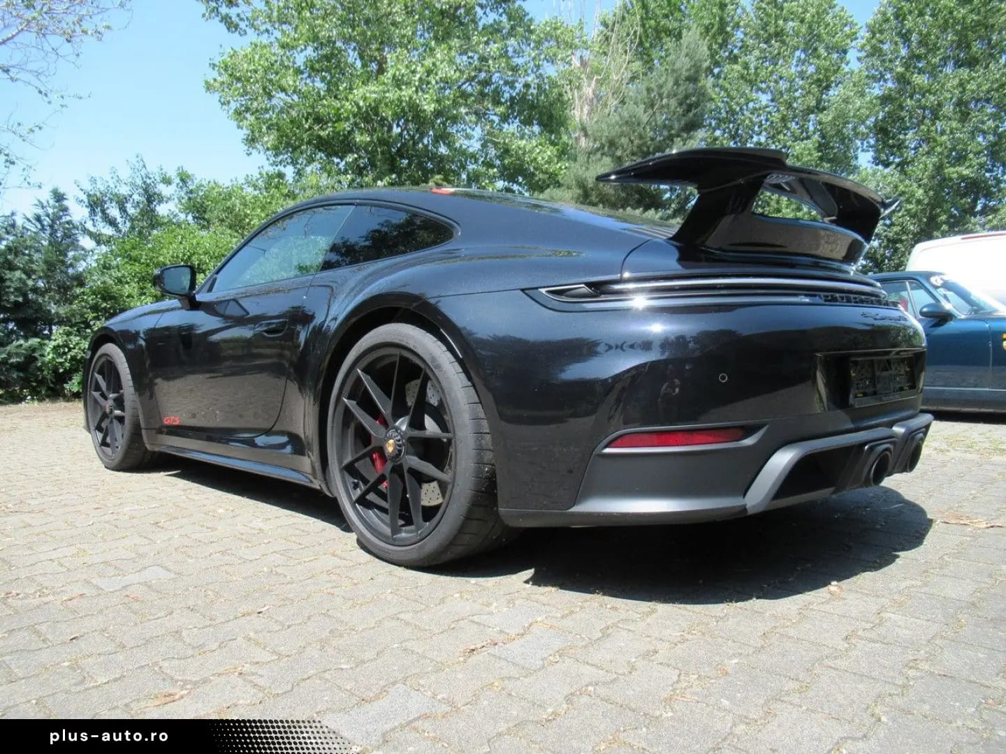 Porsche 992.2 GTS coupe aerokit — fotografia 4