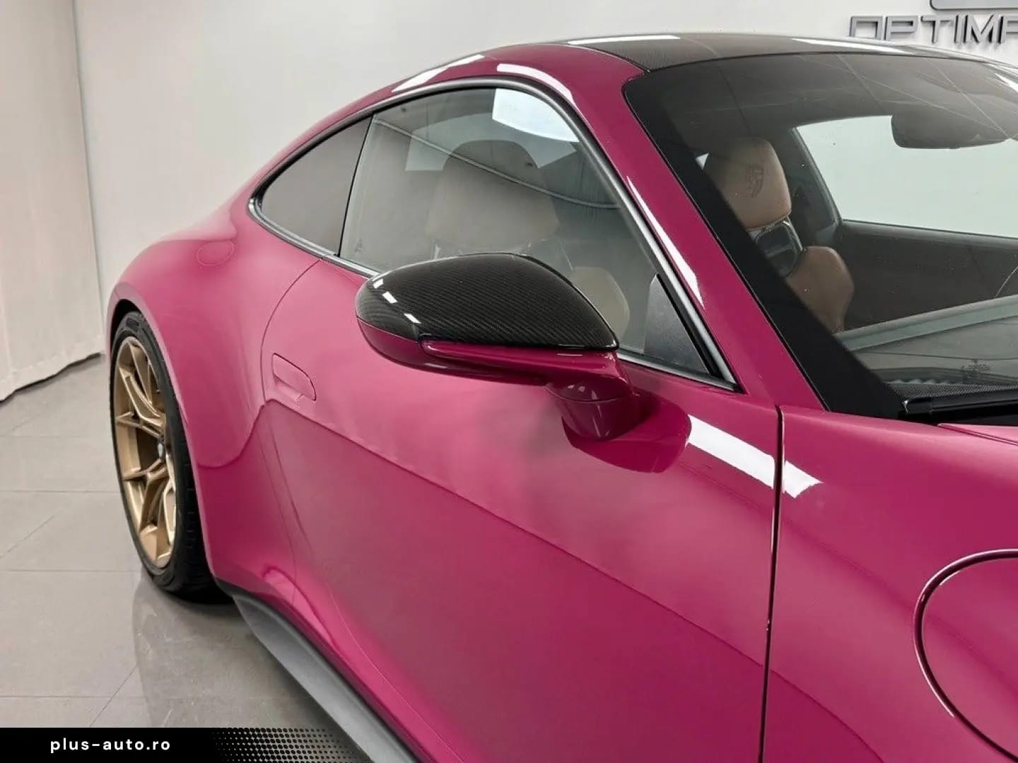 Porsche 992 GT3 Touring RUBY · STAR Carbon NP 179.992€ — fotografia 14