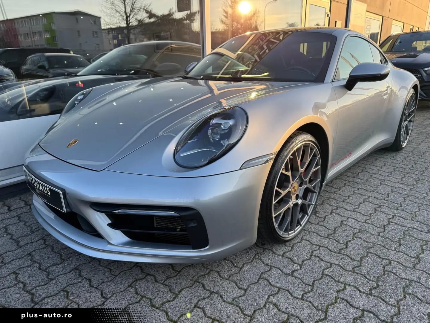 Porsche 992 4S Carrera 4S SPORT · CHRONO BOSE SPORT · ABGAS — fotografia 4