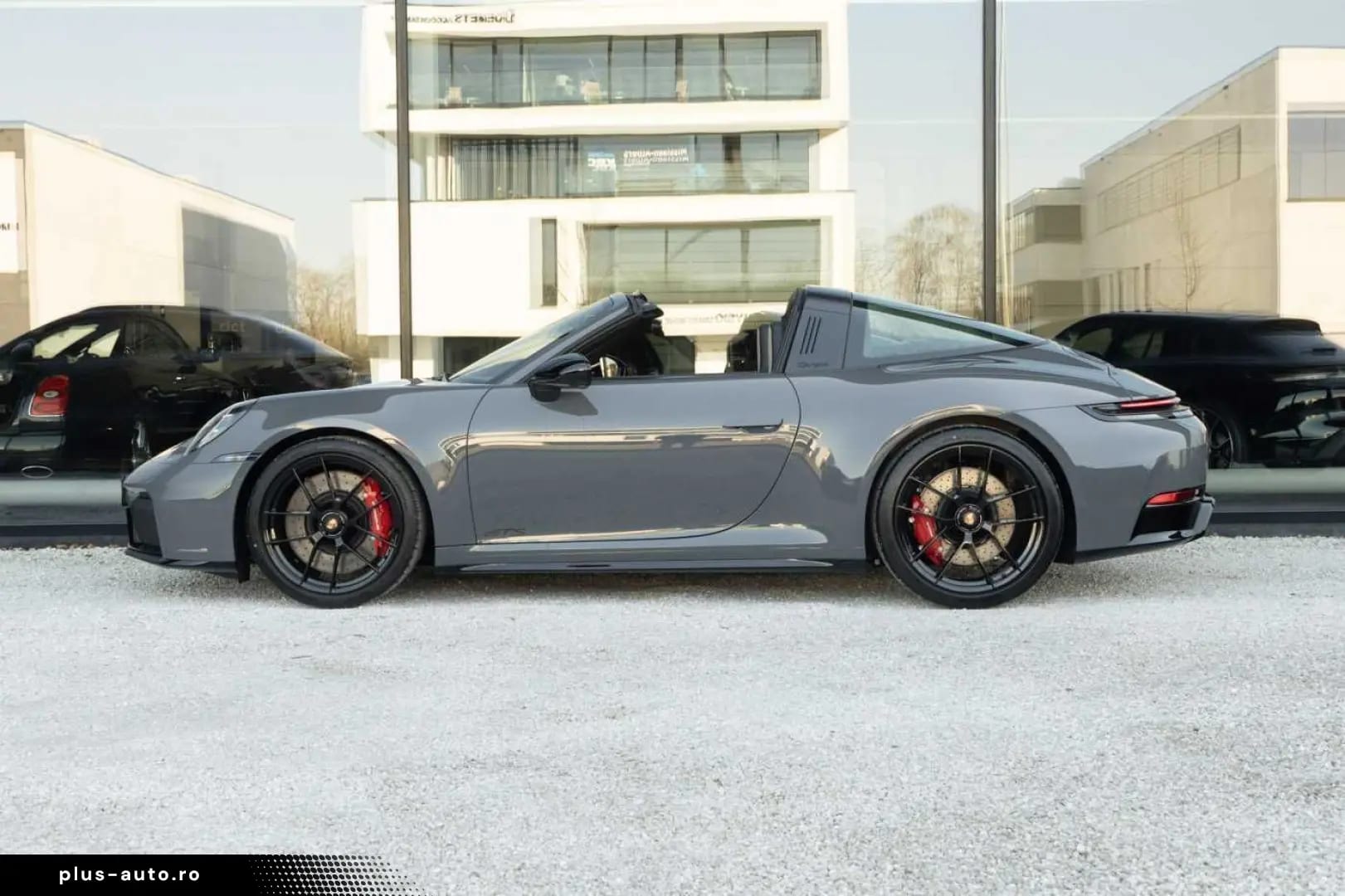 Porsche 992 Targa 4 GTS 18Way SportDesign Leather Chalk — fotografia 9