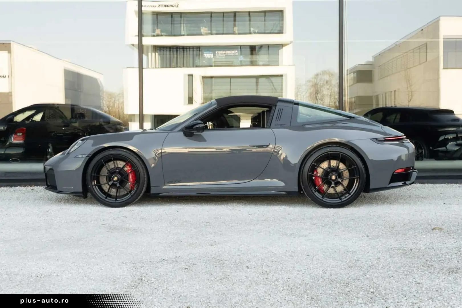 Porsche 992 Targa 4 GTS 18Way SportDesign Leather Chalk — fotografia 7