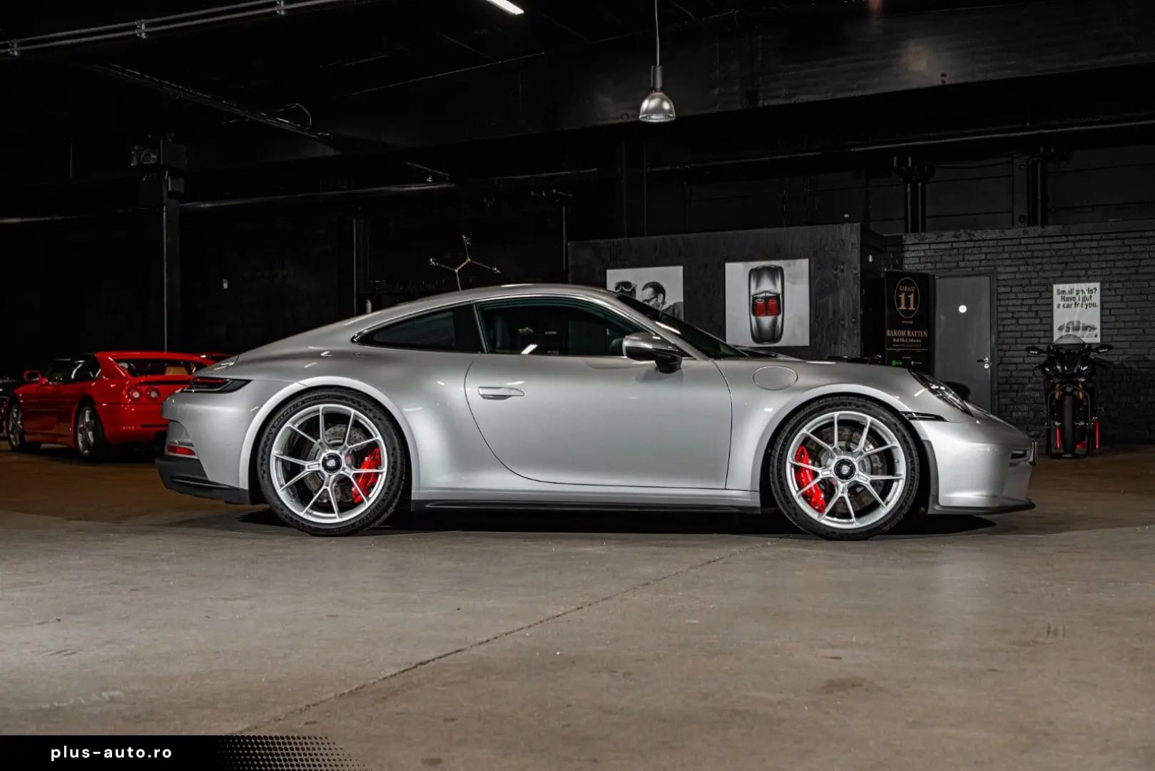 Porsche 992 GT3 Touring 1520km Houndstooth VAT — fotografia 6