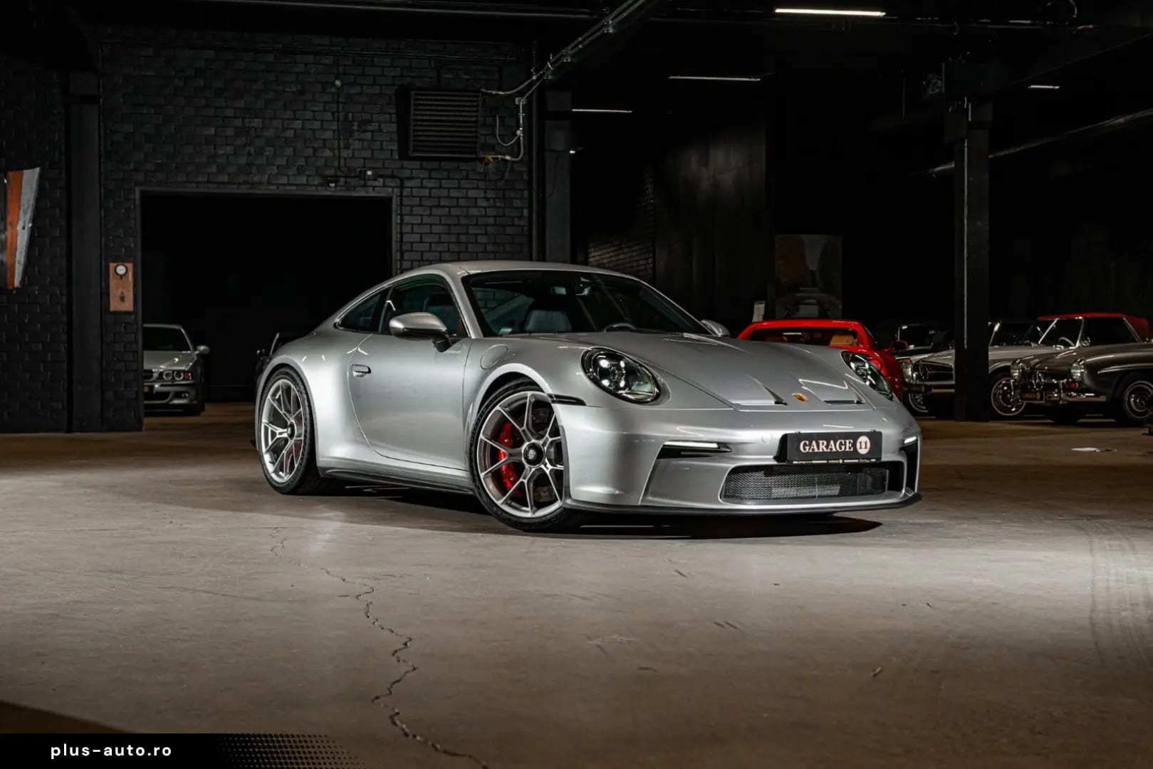 Porsche 992 GT3 Touring 1520km Houndstooth VAT — fotografia 7