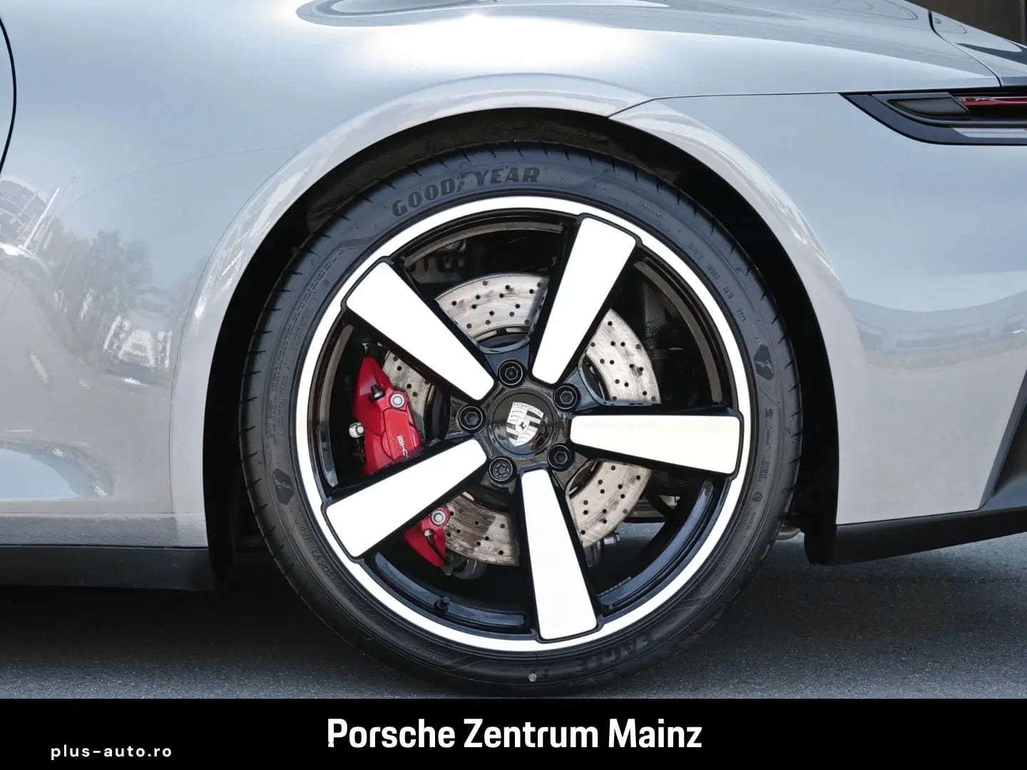 Porsche 992 911 Carrera S Nachtsicht Liftsystem · VA BOSE — fotografia 13