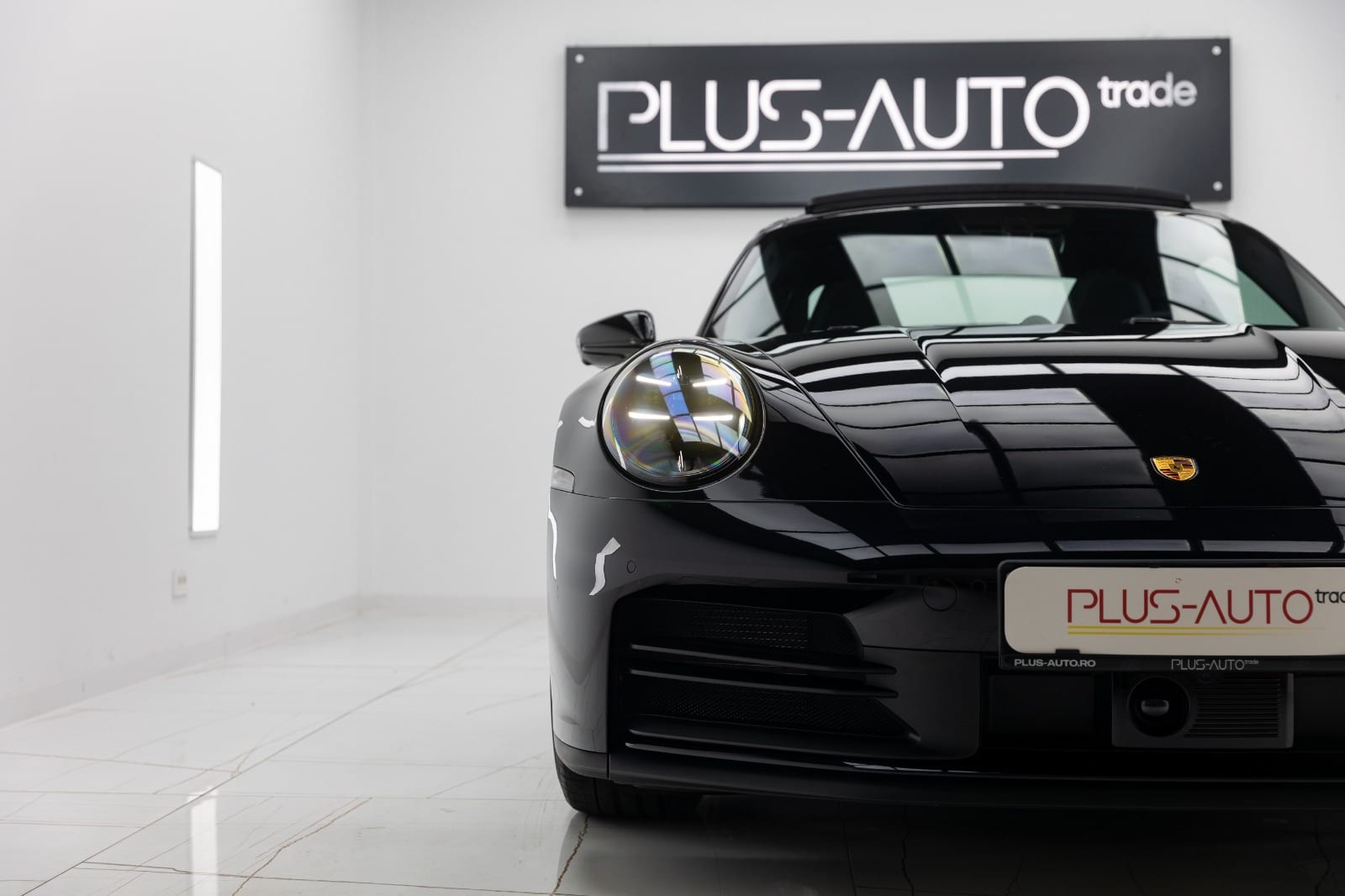 Porsche 911 Carrera 992.2 negru Jet — fotografia 46