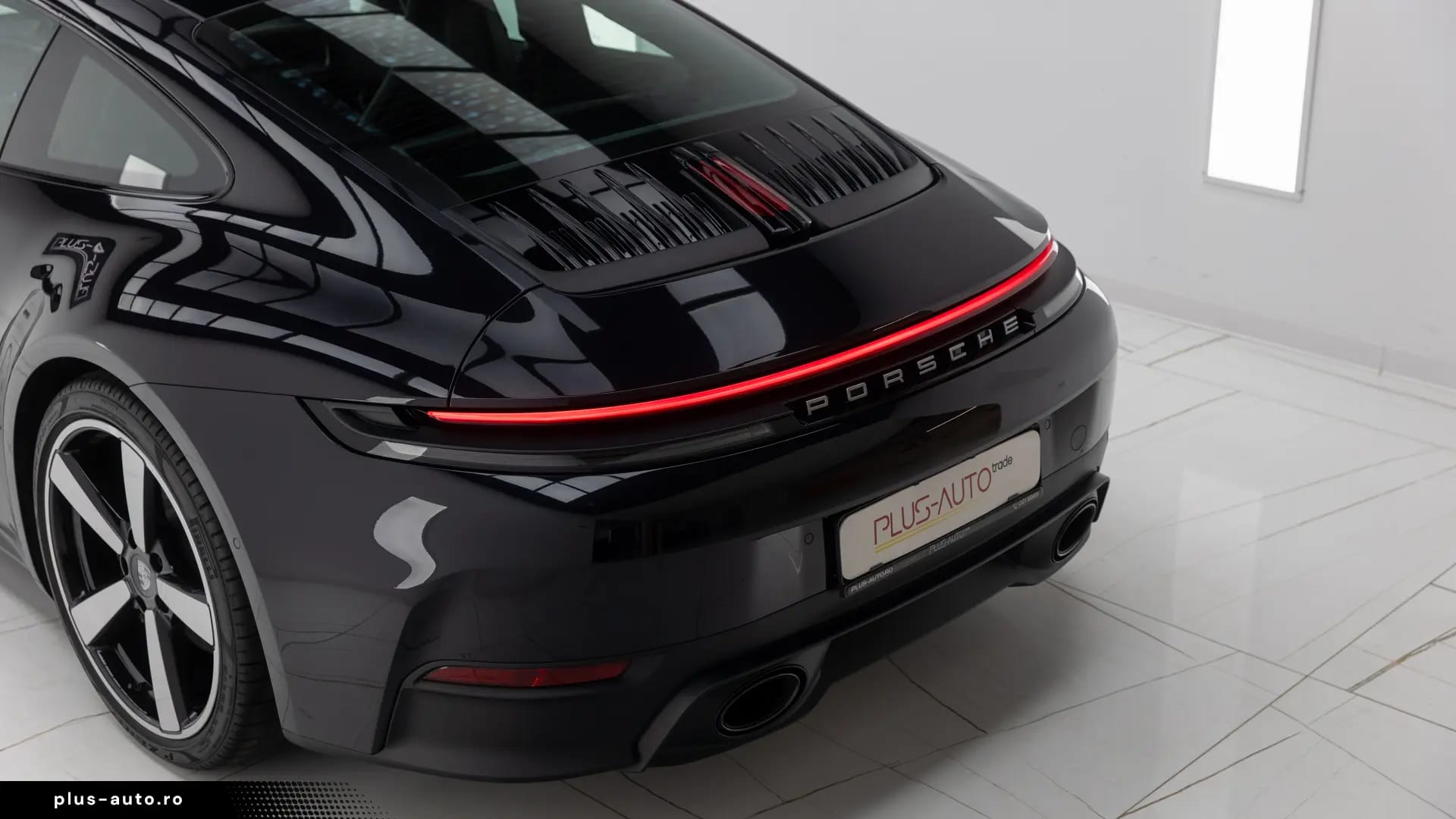 Porsche 911 Carrera PDK — fotografia 12