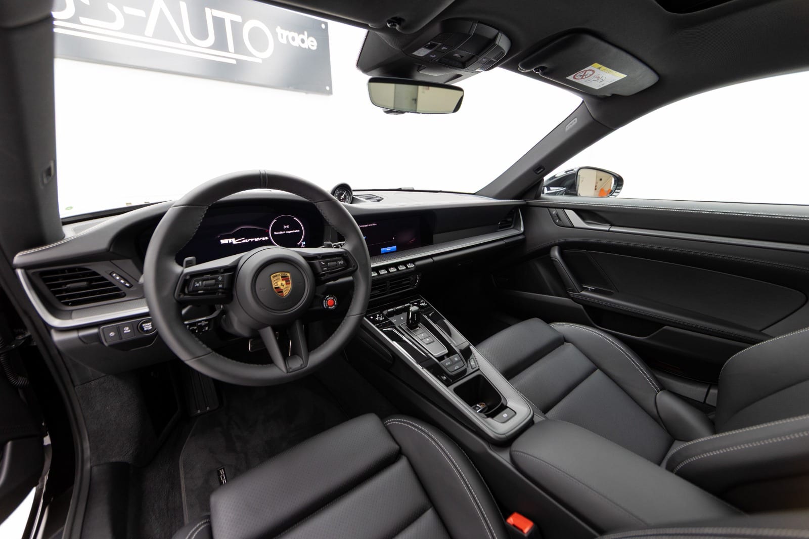 Porsche 911 Carrera 992.2 negru Jet — fotografia 12