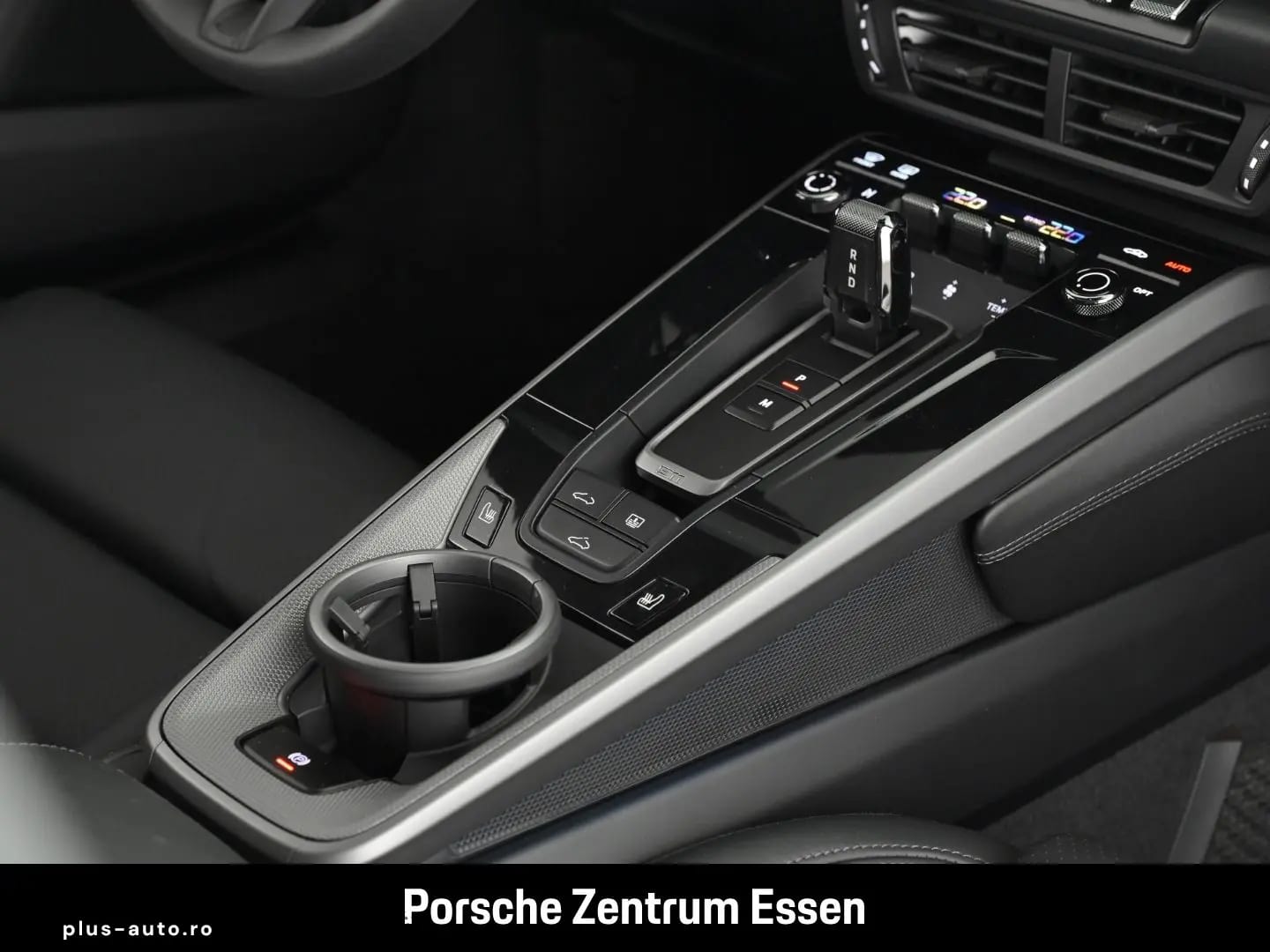 Porsche 992 Carrera Sportabgasanlage Privacyverglasung — fotografia 11