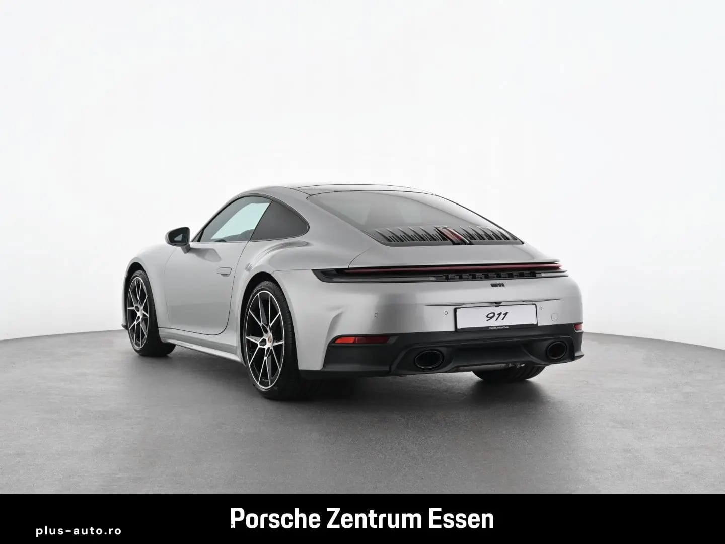 Porsche 992 Carrera Sportabgasanlage Privacyverglasung — fotografia 3