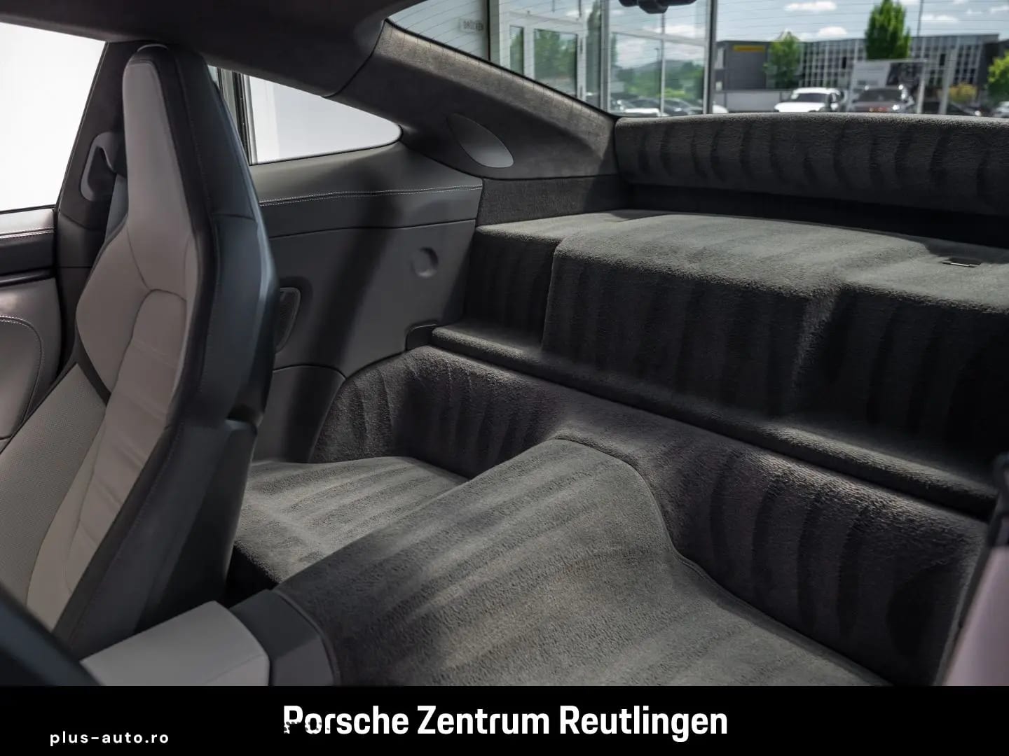 Porsche 992 911 Carrera 4 GTS PCCB Liftsystem · VA BOSE — fotografia 6