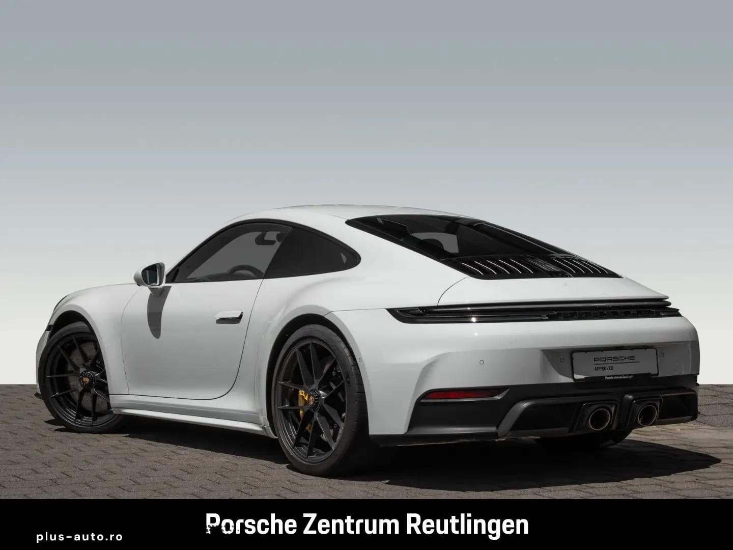 Porsche 992 911 Carrera 4 GTS PCCB Liftsystem · VA BOSE — fotografia 3