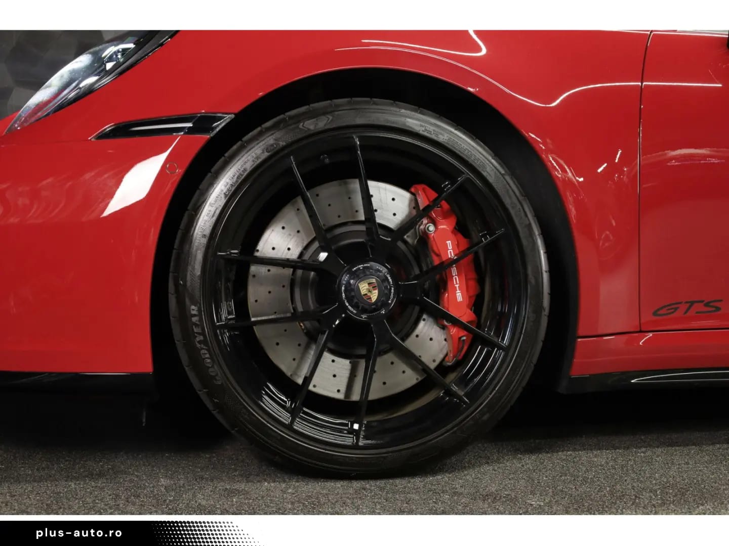 Porsche 992 992.2 Targa 4 GTS PDK · ROUGE CARMIN — fotografia 7